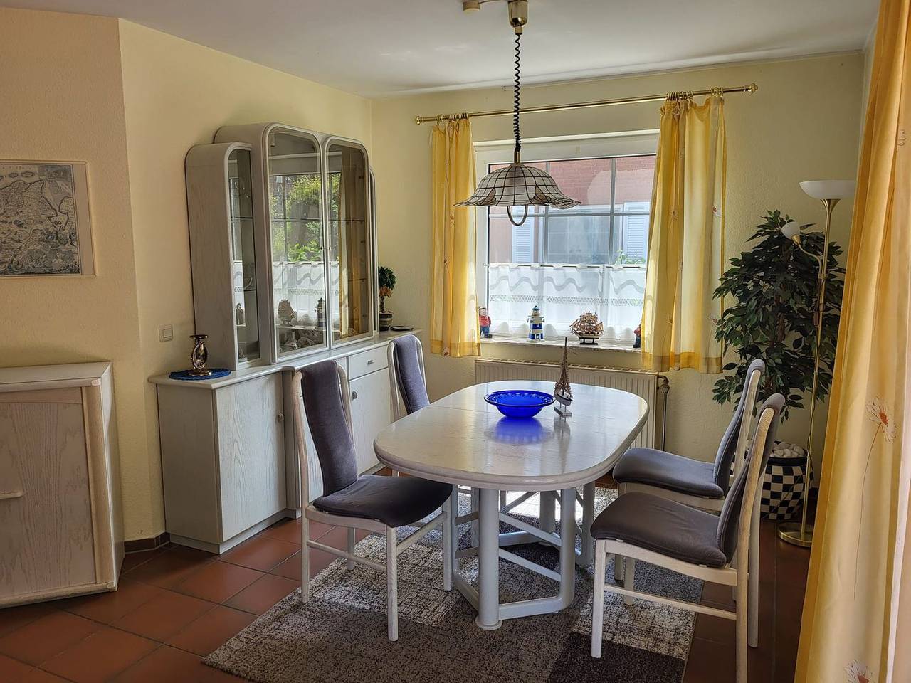 Ganze Wohnung, Erdgeschoßwohnung Karina mit schönem Garten in Greetsiel, Krummhörn