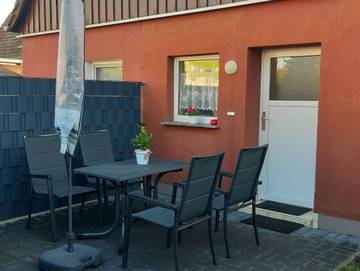 Ferienwohnung für 2 Personen, mit Terrasse und Garten in Barth