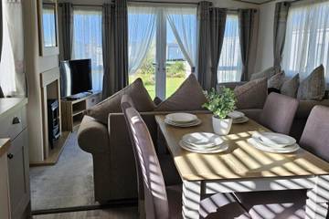 Chalet for 6 People in Hunstanton, Norfolk, Photo 3