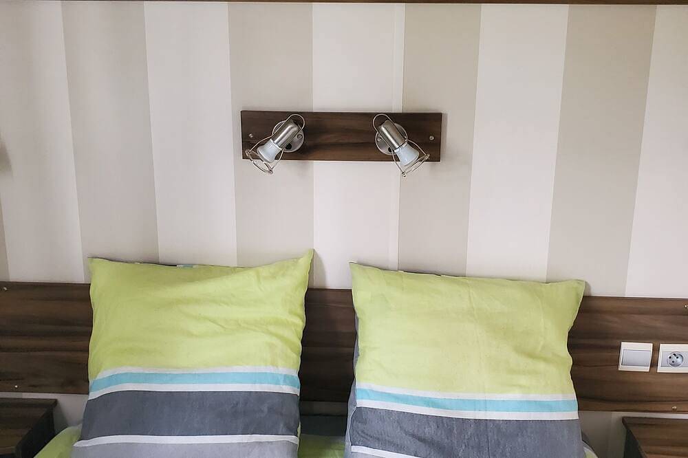 Mobile home 6 persons in La Boissière-de-Montaigu, Loire-Tal