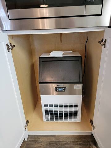 Vacation House for 10 Guests in Lake Martin, Elmore County, Picture 2