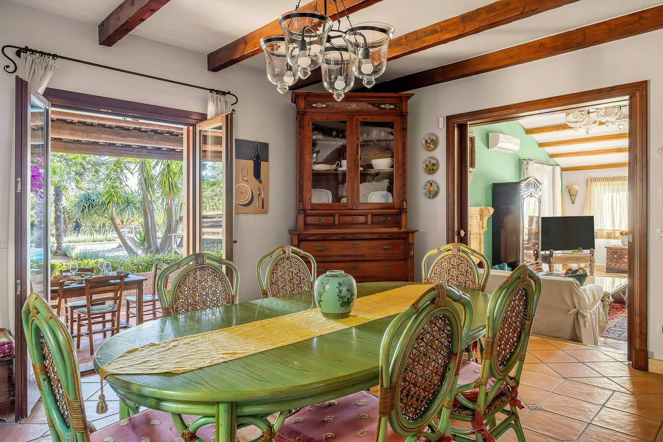 Villa zwischen Olivenbäumen am Golf von Castellammare in Partinico, Palermo Provinz