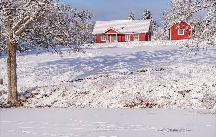 Ferienhaus für 6 Personen mit Terrasse in Hylte, Halland