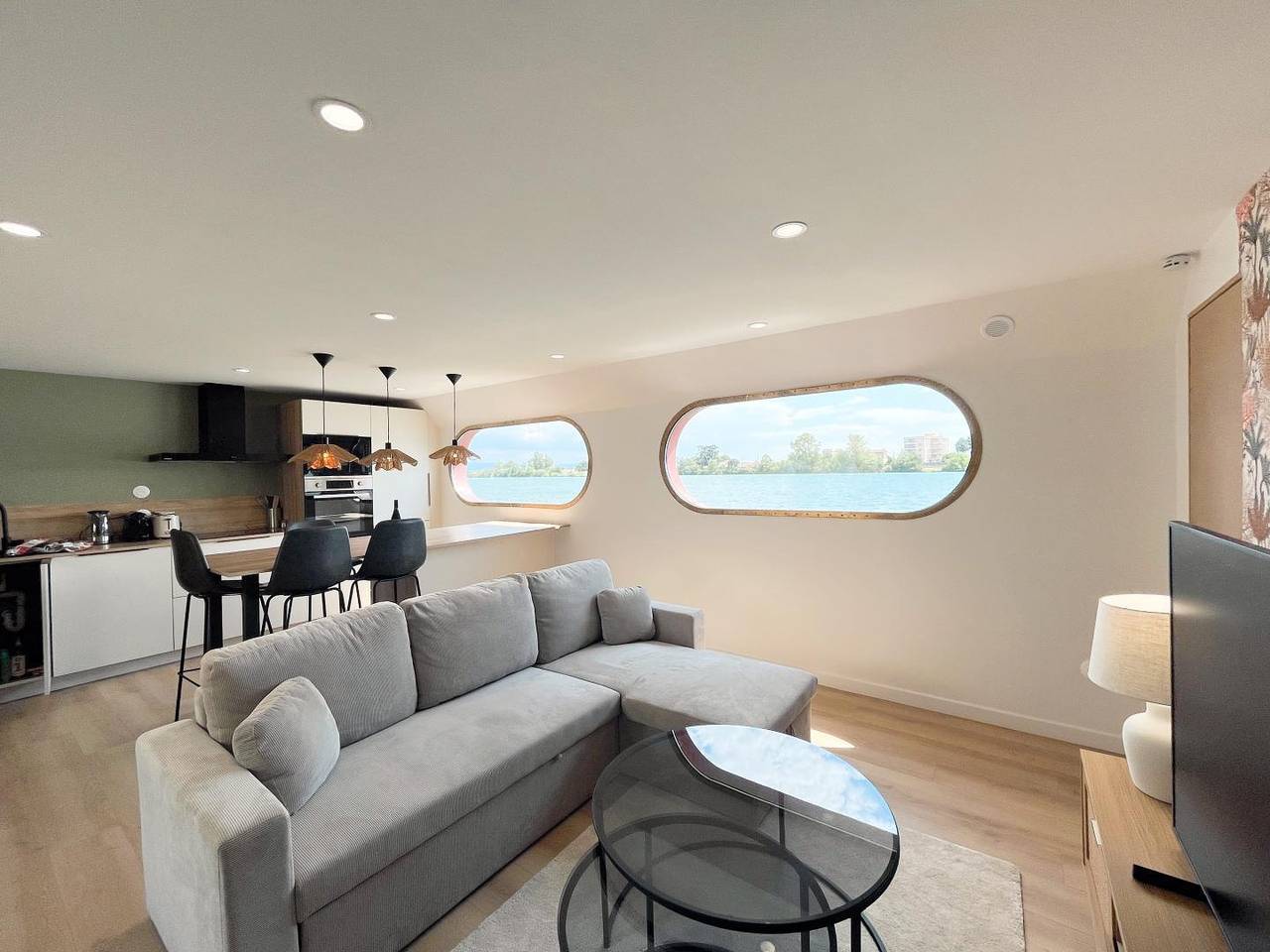 Matelot + Moussaillon in Tain-l'Hermitage, Valence und Umgebung