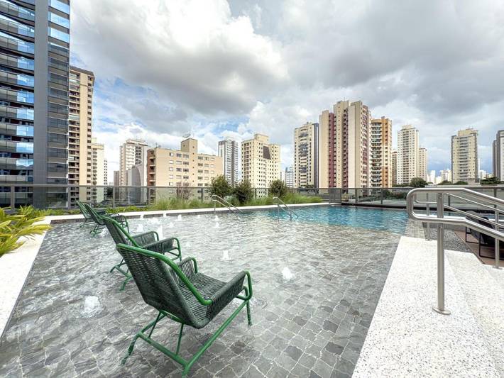 Casas e apartamentos de temporada para 2 pessoas, com balcão e piscina e ainda jardim em Tatuapé