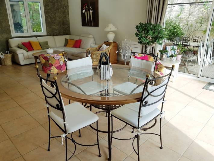 Gîte pour 2 personnes, avec jardin et piscine dans l' Hérault - 4