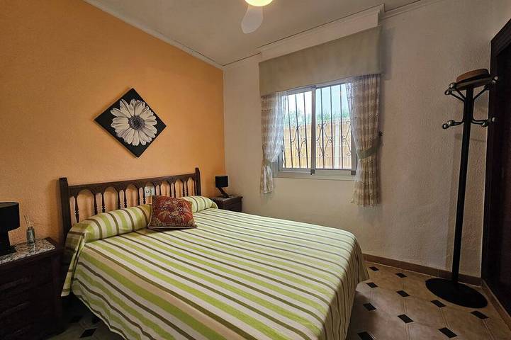 Chalet für 8 Personen, mit Garten in Oliva - 2