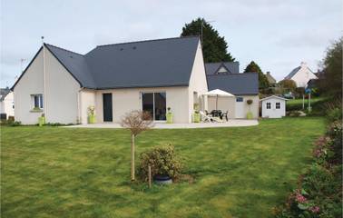 Gîte pour 6 personnes, avec jardin et terrasse à Trélévern
