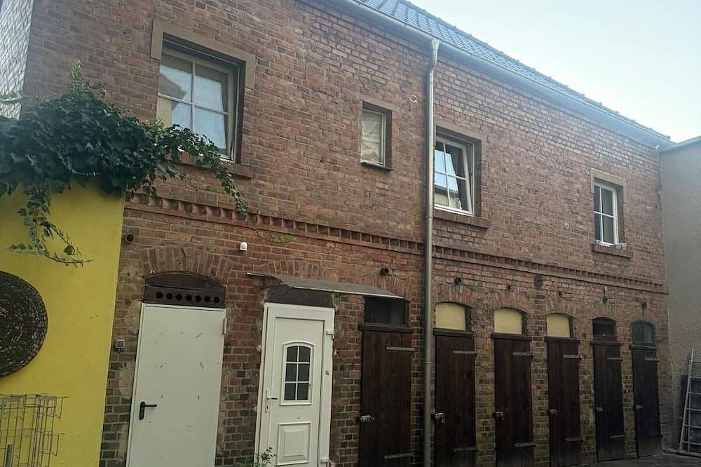 Ganze Wohnung, Hinterhof Idylle vor den Toren von Leipzig in Markranstädt, Kulkwitzer See