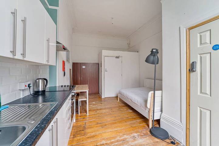 Grande-Matrimoniale-Bagno in comune in Bristol, Sud Ovest Inghilterra