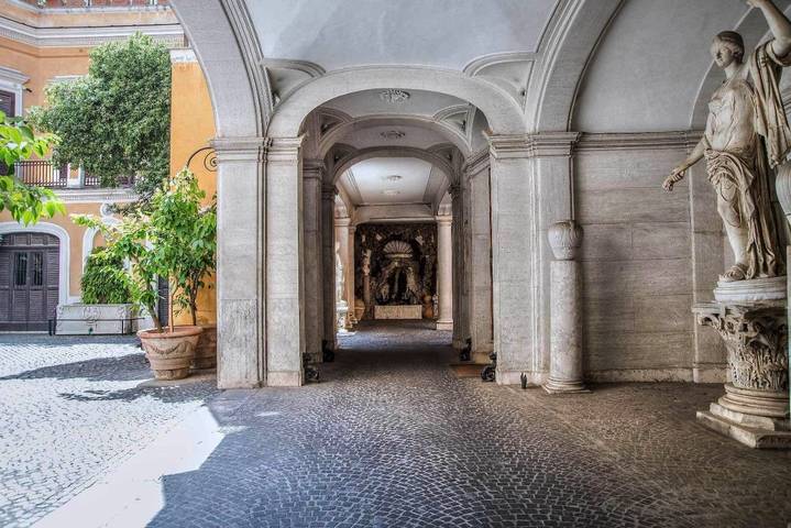 Chambre d’hôte pour 5 personnes dans Fontaine de Trevi - 4