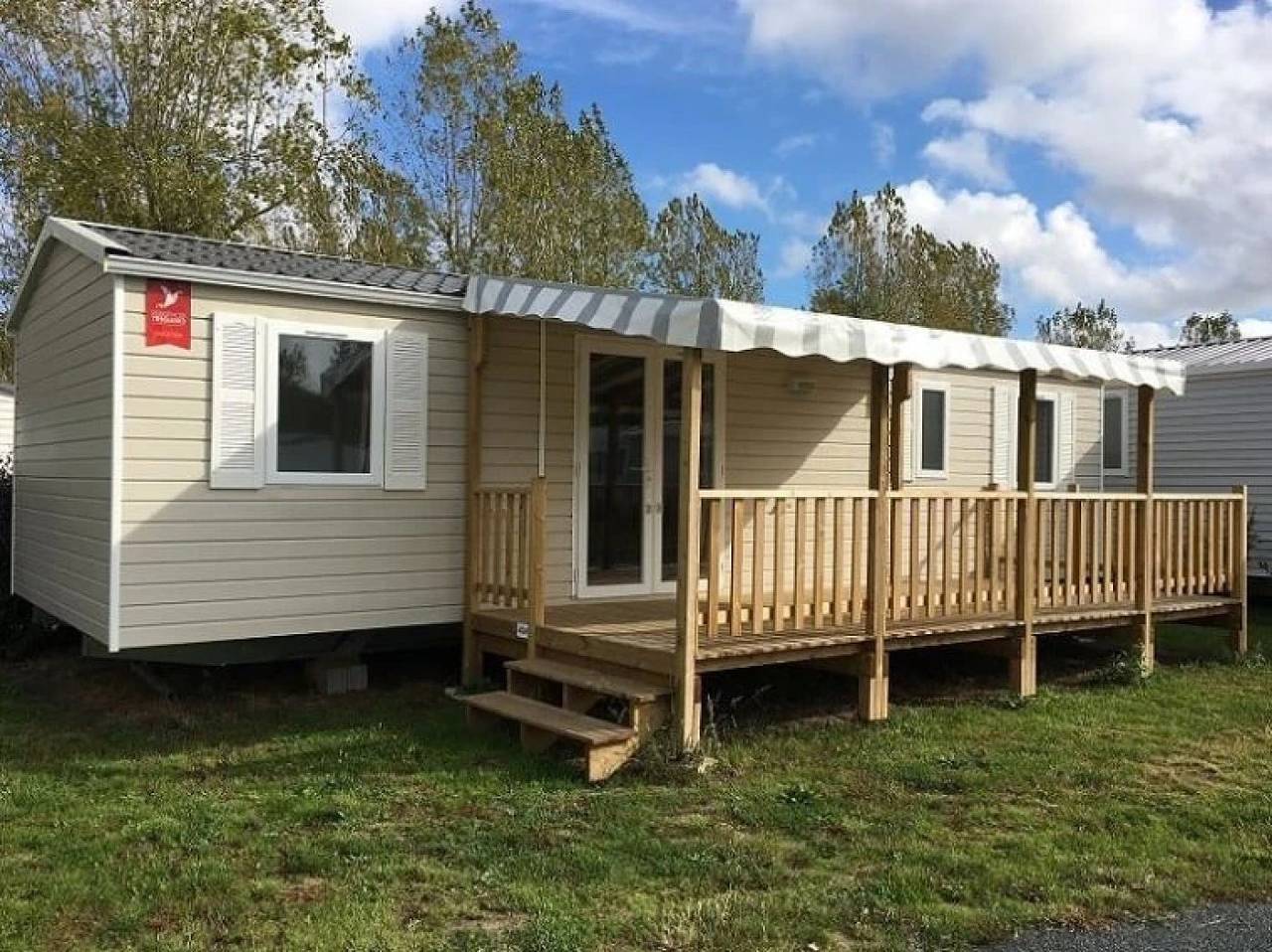 Zecamping 4* piscine couverte mobil-home Bbq 40m2 in Angles, Vendée