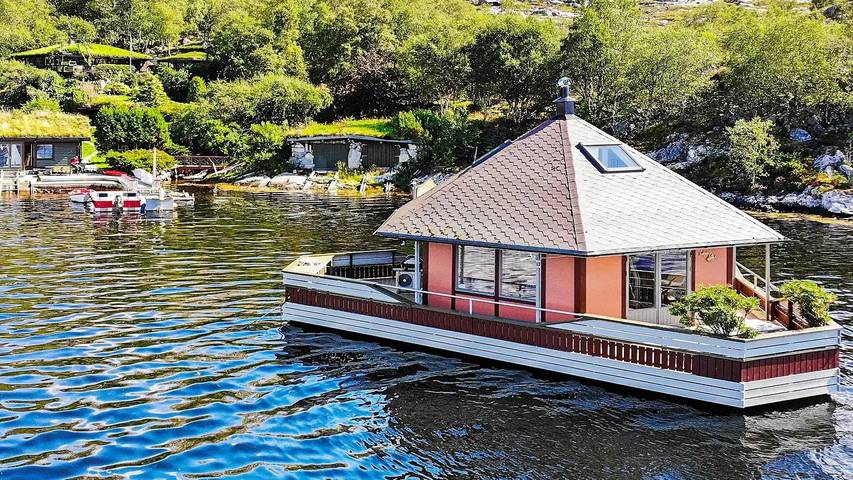 Ferienhaus für 7 Personen, mit Terrasse in Bremanger