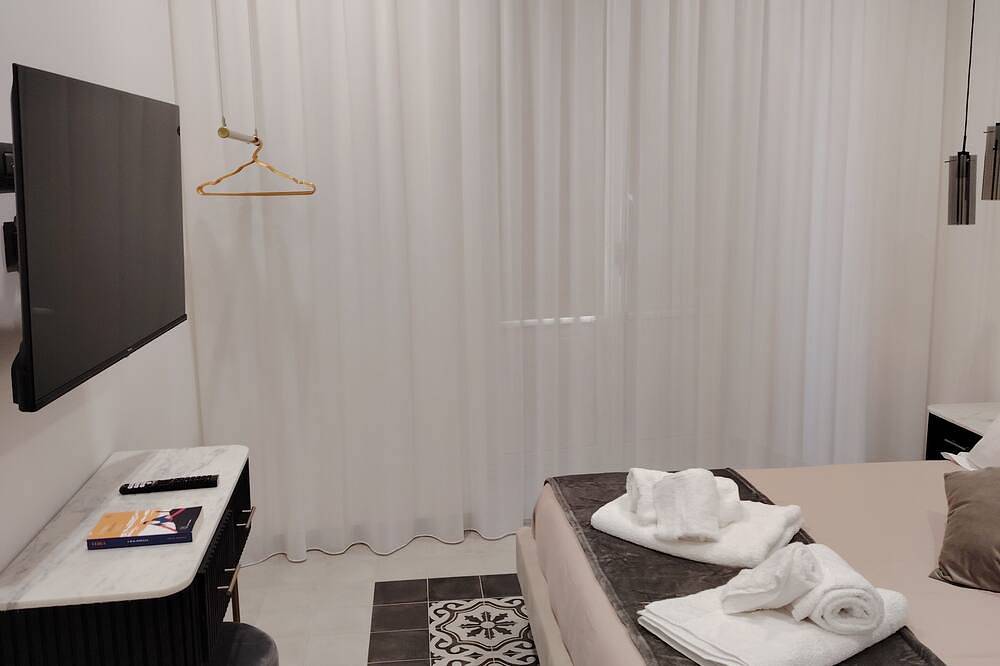 B&B \"The Writers' Mansion\" - G. Verga - in Giarre, Etna