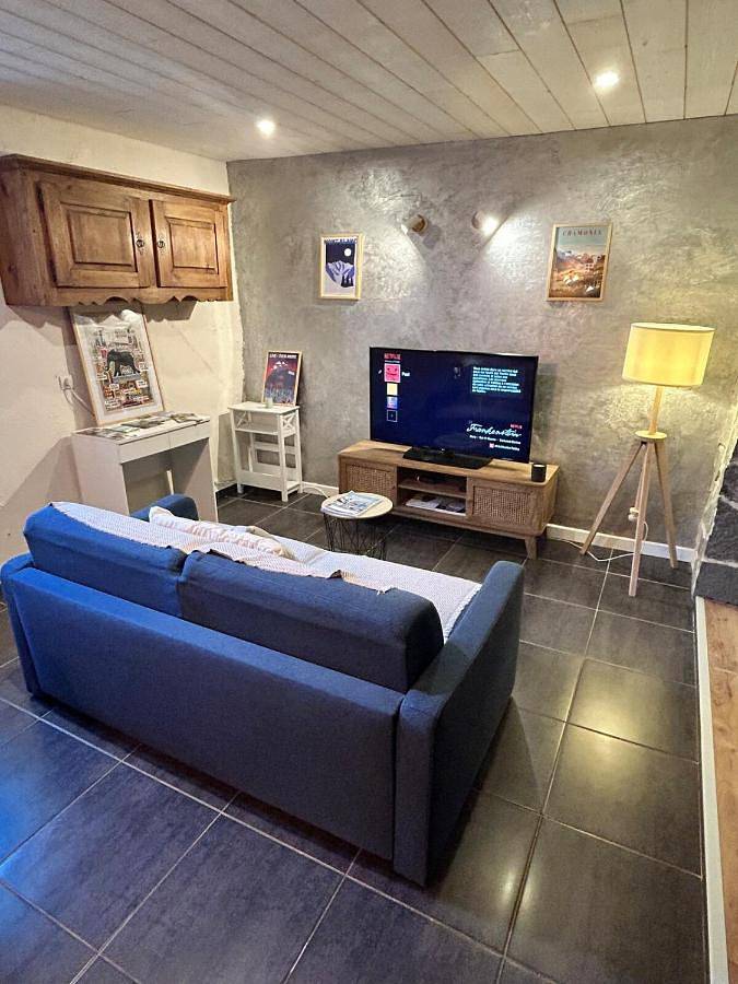 Gîte pour 4 personnes, avec vue et terrasse à Saint-Jeoire