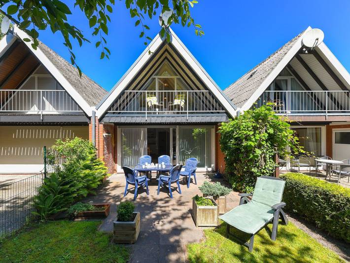 Ferienhaus für 6 Personen, mit Balkon und Garten, kinderfreundlich in Bensersiel - 4