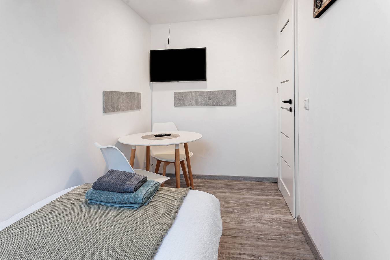 Ganze Wohnung, Apartment 'Ferienwohnung Sredniq' mit Gemeinschaftsterrasse und Wlan in Gera, Ostthüringen
