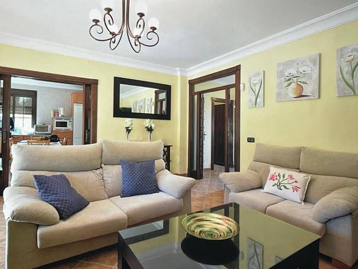 Casa rural para 8 personas, con piscina además de jardín y vistas, Se admiten mascotas en Villanueva del Trabuco - 4