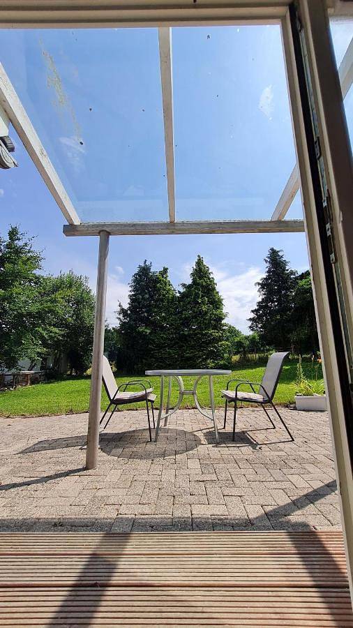 Ferienwohnung für 2 Personen, mit Terrasse und Garten sowie Ausblick