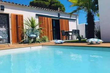 Location de vacances pour 4 personnes, avec jardin dans Plage des Sables-Vignier
