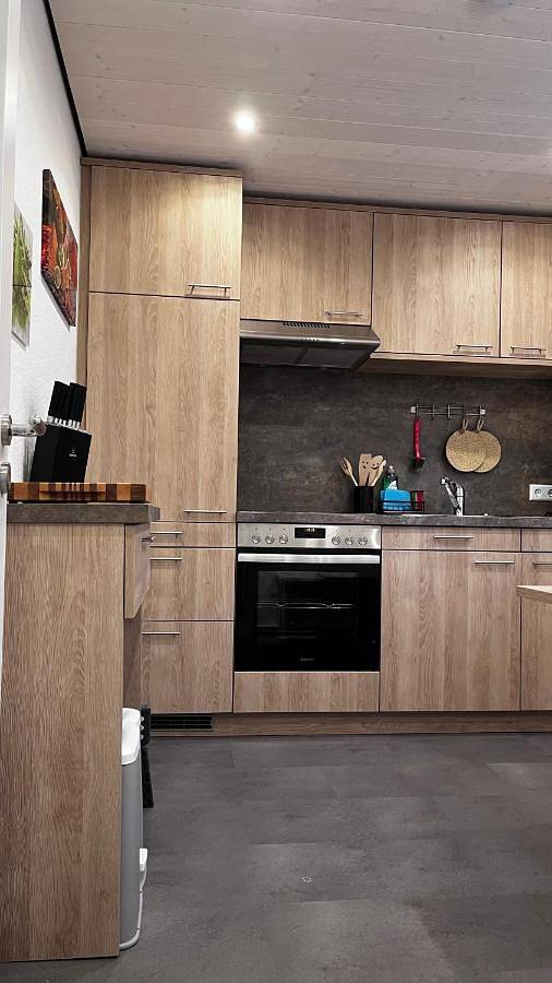 Ganze Wohnung, One-Bedroom Apartment in Igersheim, Stuttgart Region