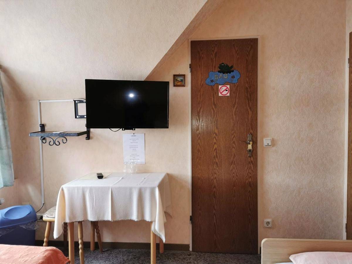 Single Room in Neuss, Rhein-Kreis Neuss