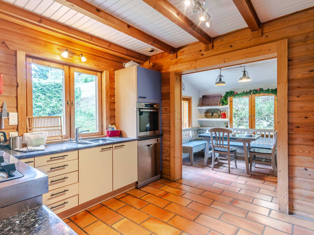 Amplio chalet con jacuzzi y sauna en Morzine, se admiten mascotas in Montriond, Les Portes du Soleil