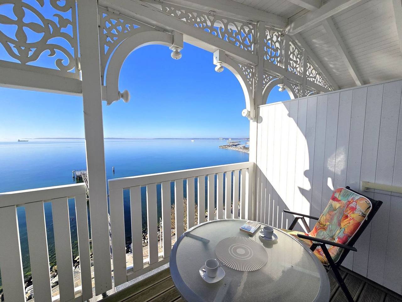 Entire apartment, Fürstennhof, App. 405 - 1. Reihe mit Balkon und Meerblick in Sassnitz, Jasmund National Park