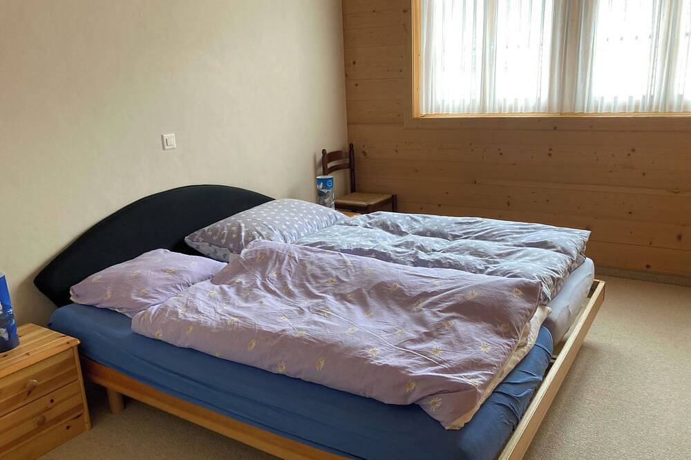 Ganze Wohnung, Fichte (Sulliger) Appartement/Fewo, Dusche oder Bad, Wc 6-Bettwohnung in Saanenmöser, Saanen