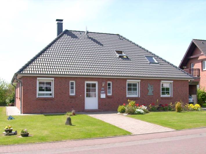 Ferienwohnung für 4 Personen, mit Terrasse und Garten in Karby