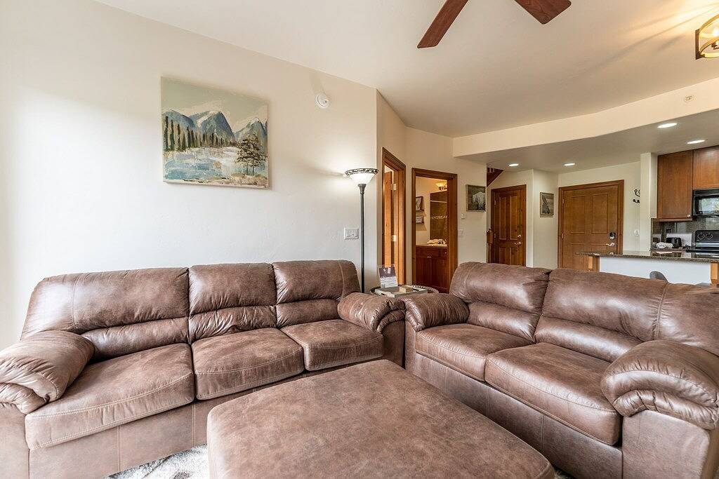 Ganze Wohnung, Updated Condo in Breckenridge w/ Mountain Views & Quick Drive to Base Area! in Arapaho and Roosevelt National Forests