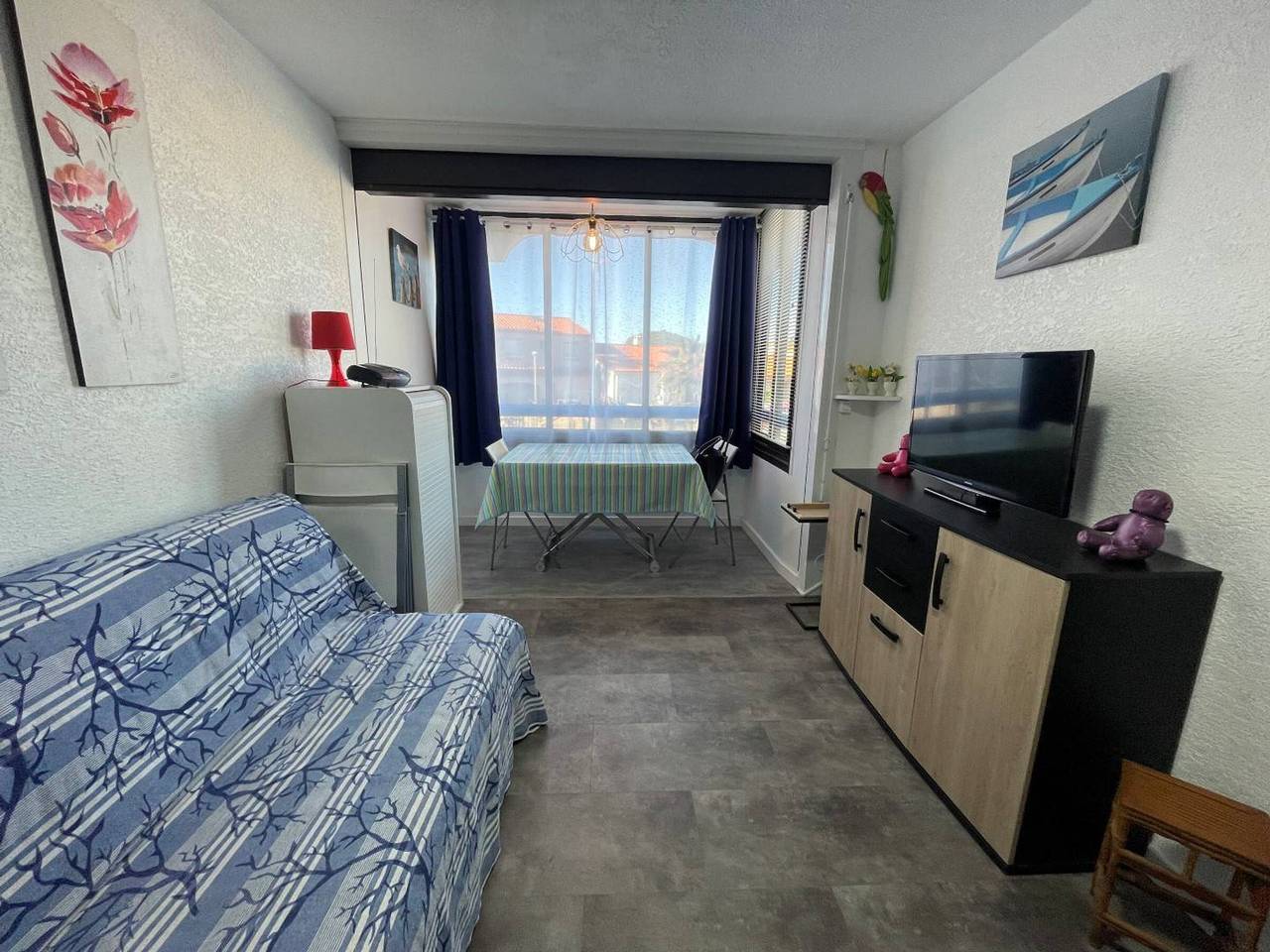 Appartement entier, Charmant 2P, 2 couchages, parking, loggia, proche plage et centre, animaux acceptés in Saint-Cyprien-Plage, Saint-Cyprien