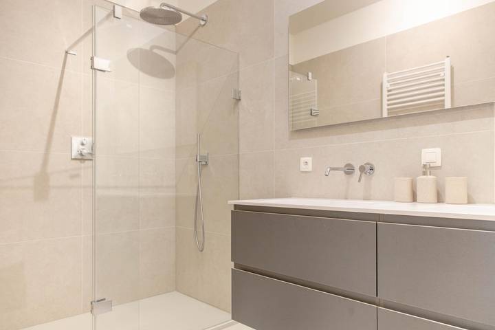 Ferienwohnung für 2 Personen, mit Pool und Terrasse in Antwerpen - 2