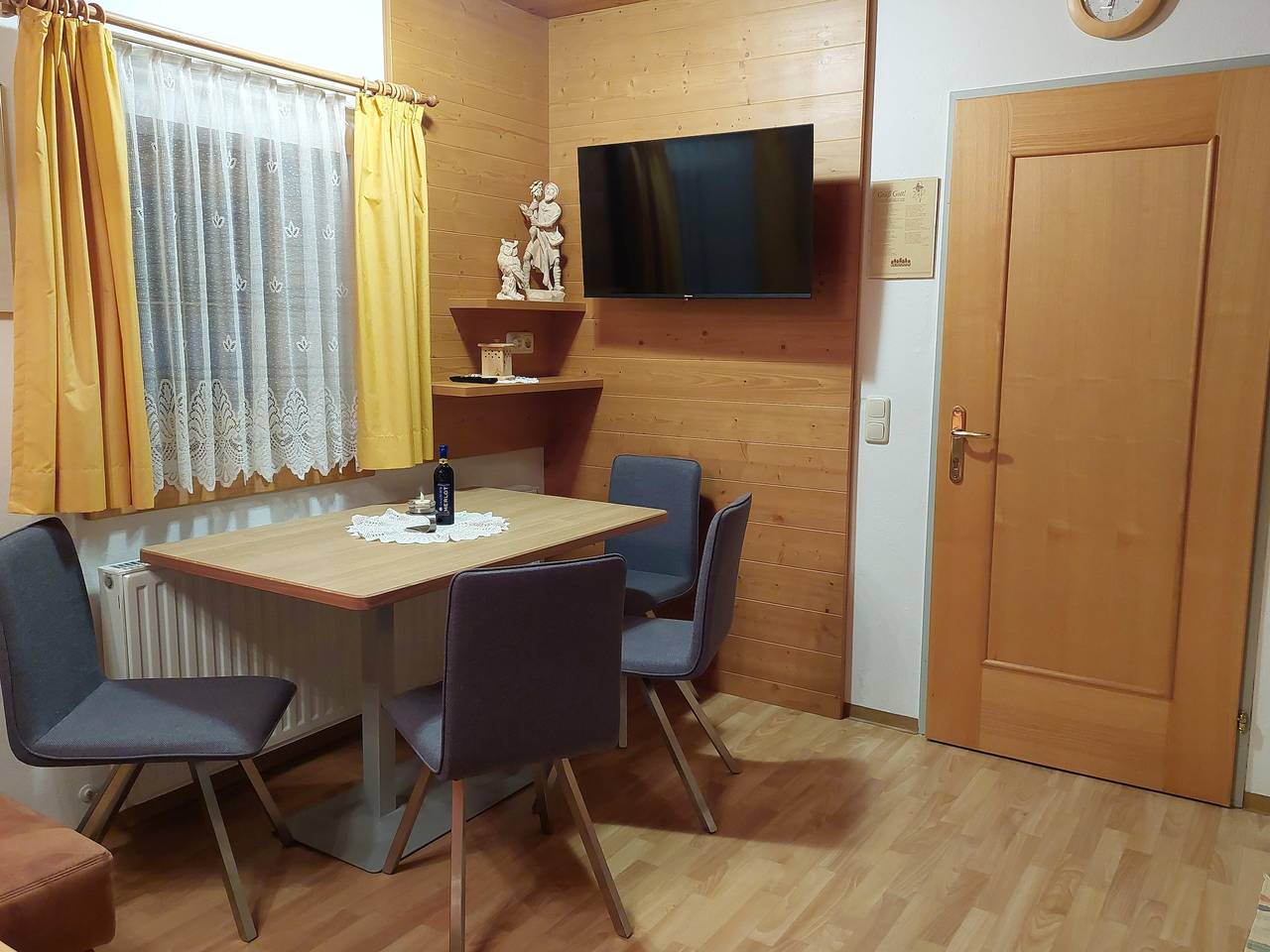 Ganze Ferienwohnung, Apartment/2 Schlafräume/Bad,Wc "Typ C" in Leisach, Osttirol