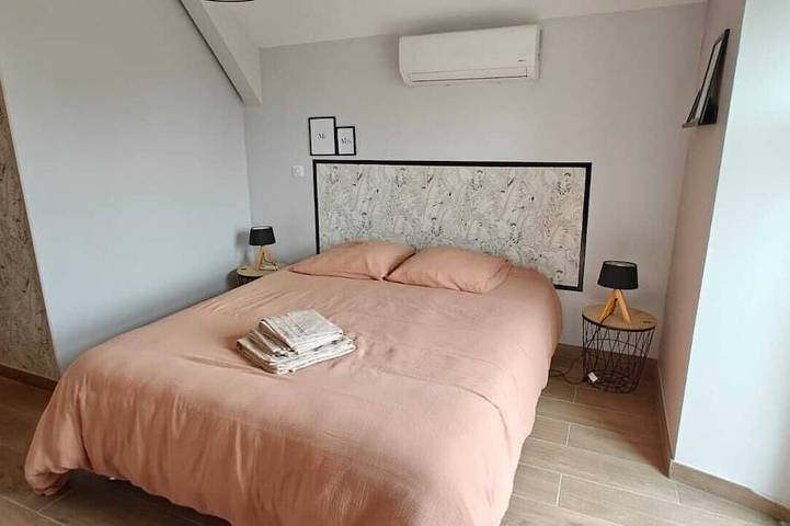 Gîte pour 4 personnes, avec terrasse et jardin à Contrexéville - 3