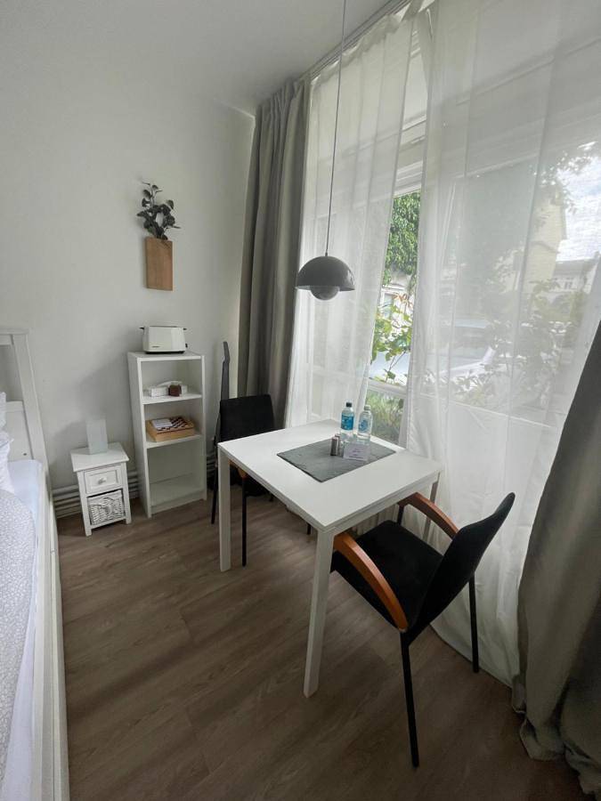 Ganze Wohnung, One-Bedroom Apartment in Blankenese, Hamburg