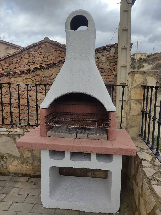 Casa de vacaciones para 10 personas, con jardín y vistas, Se admiten mascotas en Rincón de Ademuz - 2