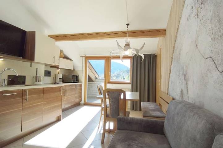 Ferienwohnung für 4 Personen, mit Pool und Balkon sowie Garten, mit Haustier - 1