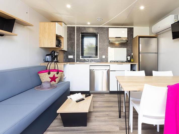 Camping Sites et Paysages - Le Ventoulou - Mobilhome 4 personnes - Cottage Terrasses du Causse - 2 chambres in Thégra, Parc Naturel Régional des Causses du Quercy