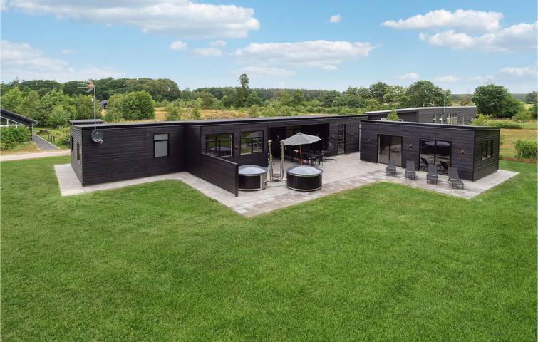 Luxus-Ferienhaus für 16 Personen, mit Terrasse in Dänemark
