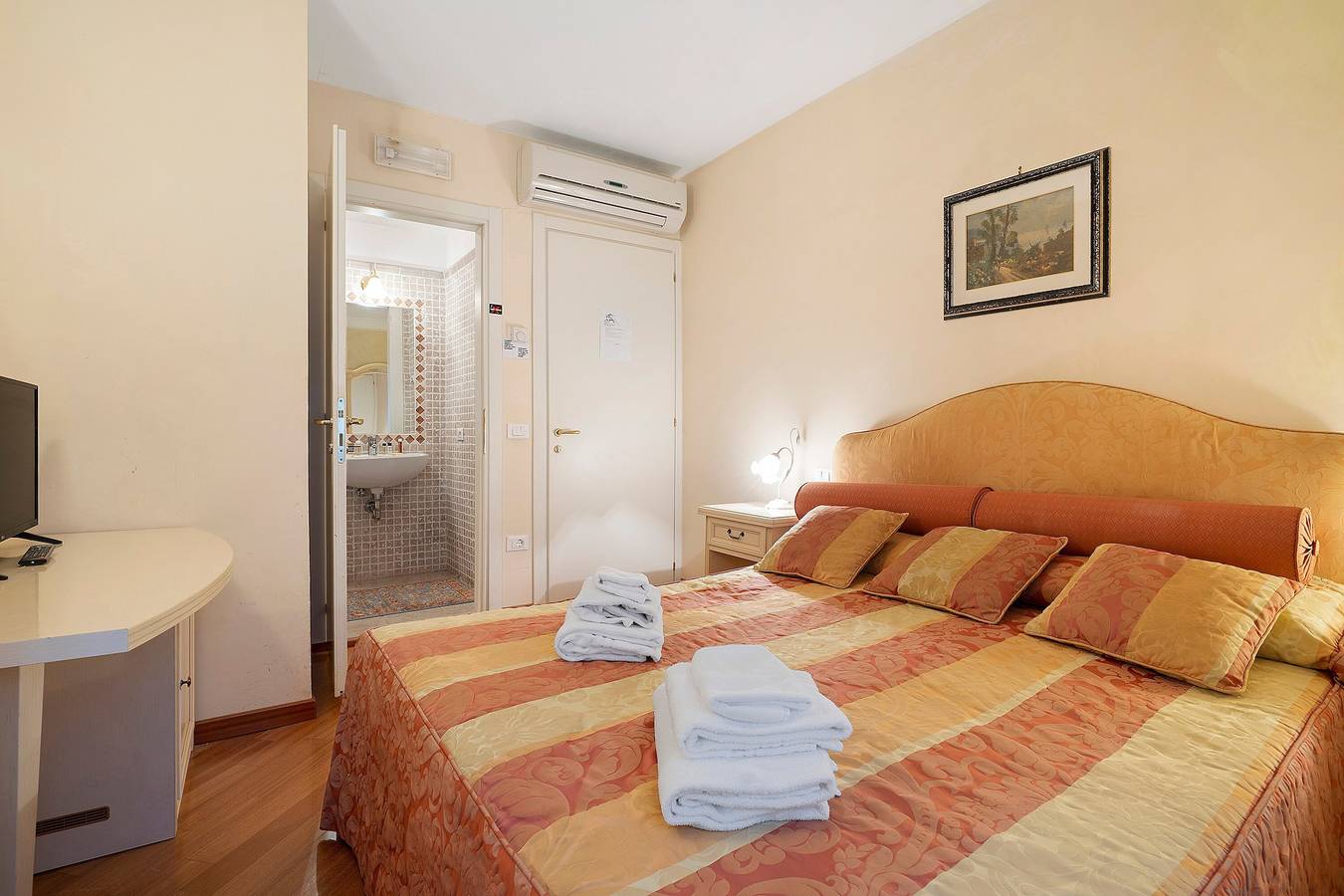 Marco Polo – Elegantes Zimmer im Zentrum von Venedig nahe Biennale & Markusplatz in Venedig, Venedig Provinz