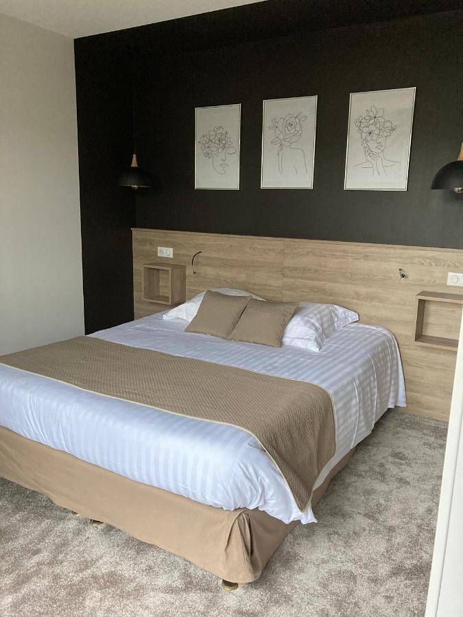 Hôtel pour 2 personnes, avec vue et terrasse à Le Malzieu-Ville - 3