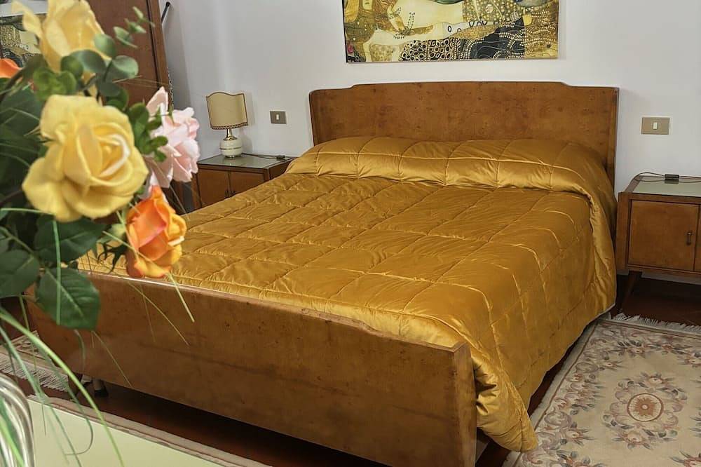 Entire apartment, Cozy apartment 3 km from Maranello, the city of Ferrari in Maranello, Modena Province