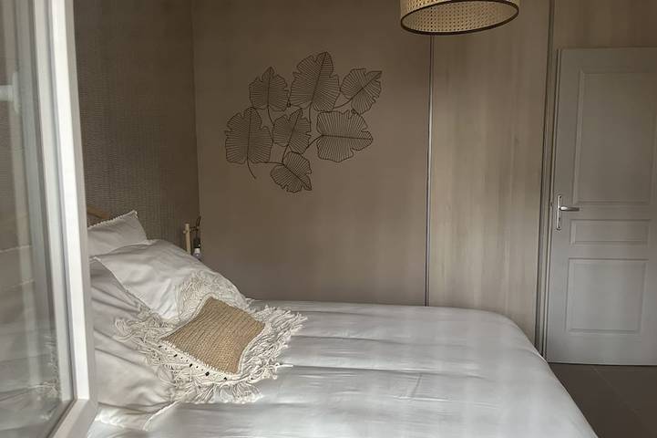 Location de vacances pour 8 personnes, avec terrasse et jardin, animaux acceptés à Canet (Hérault) - 4