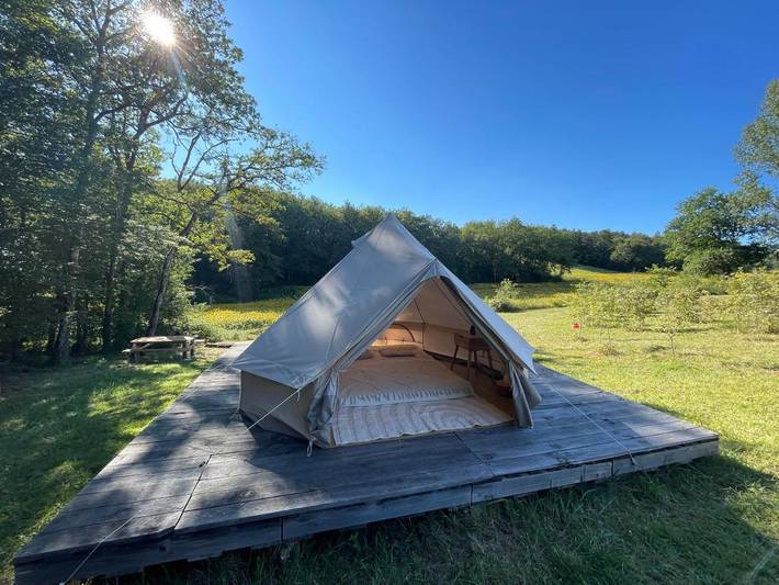Gîte pour 2 personnes, avec jardin et vue à Soturac