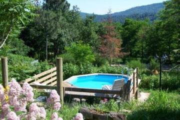 Gîte pour 4 personnes, avec jardin et terrasse à Joannas