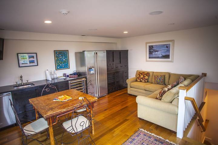 Vacation house for 10 people, with balcony in Massachusetts