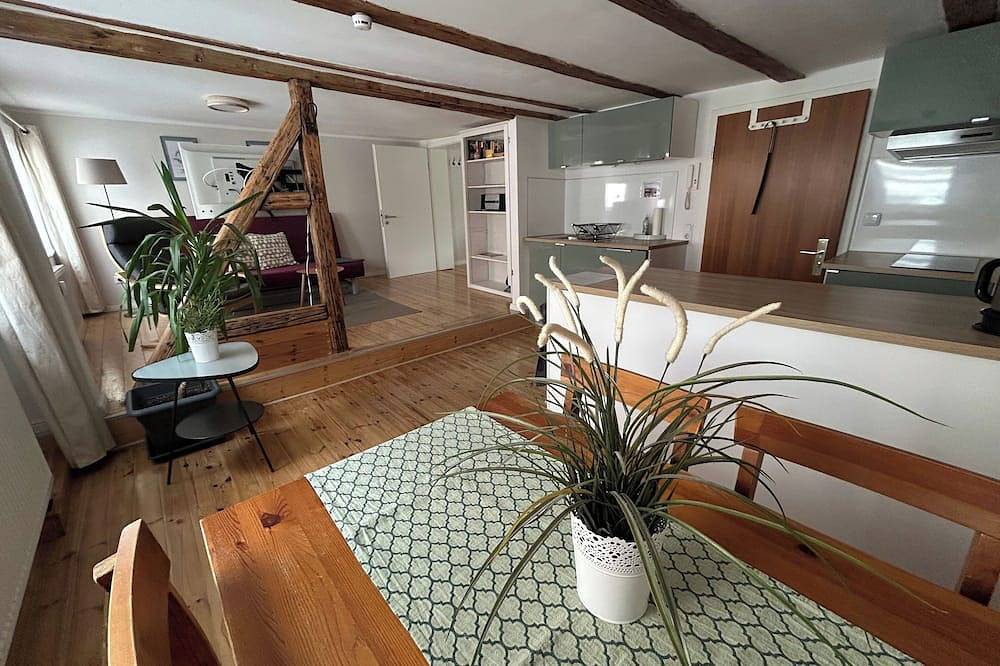 Ganze Wohnung, Pension Sternchen, Apartment 2.Og (2nd floor) in Altstadt (Erfurt), Erfurt