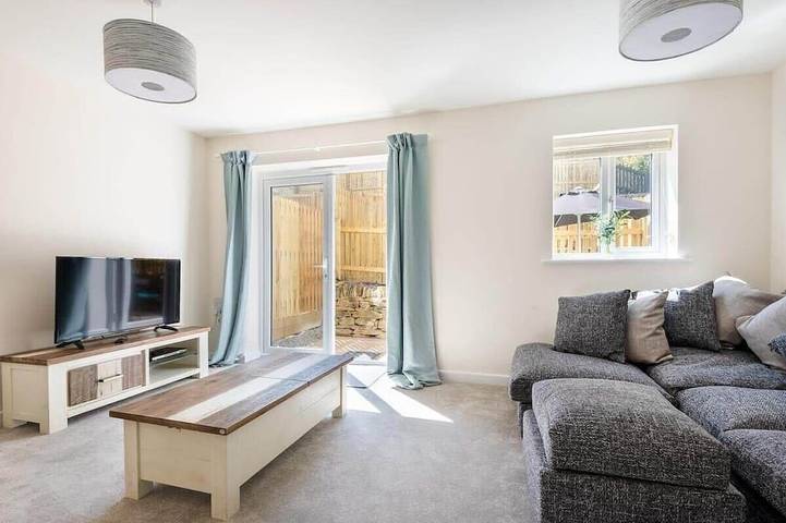 Holiday home for 6 people, with garden and balcony in Falmouth (UK)