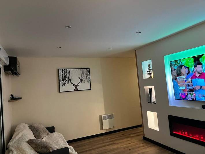 Gîte pour 6 personnes, avec vue et terrasse dans Cinéma L'Aiguille - 4